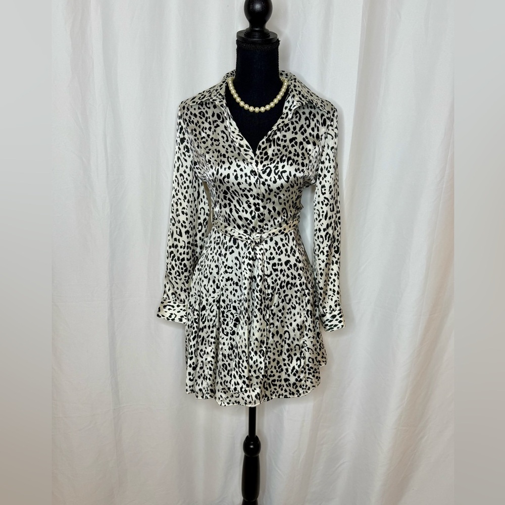 NWT Zara Black and White Animal Print Long Sleeve Dress